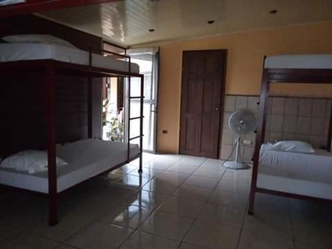 Hostal Nanku Liberia Rum bild